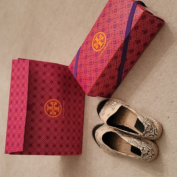 Tory Burch Espadrilles NWT 7.5 - Picture 5 of 6